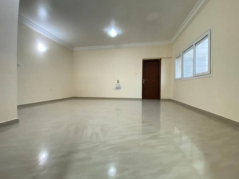 Family Compound Spacious 1 Bedroom/Hall, Monthly 3800, New Separate kitchen, Bathtub Washroom In KCA