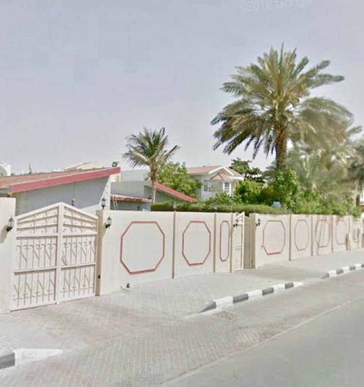 Villa for sale in Sharjah, Lavender, excellent location, at a very special