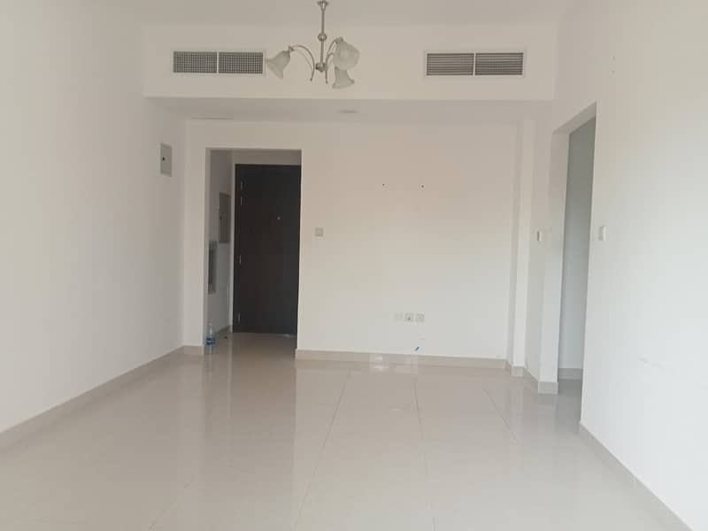 Квартира в Аль Нахда (Шарджа)，Аль Нахда Комплекс Тауэрс, 2 cпальни, 33995 AED - 6237422