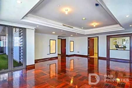 4 Bedroom Penthouse for Rent in Business Bay, Dubai - LUXURY PENTHOUSE | PRIVATE POOL | PRIME LOCATION
