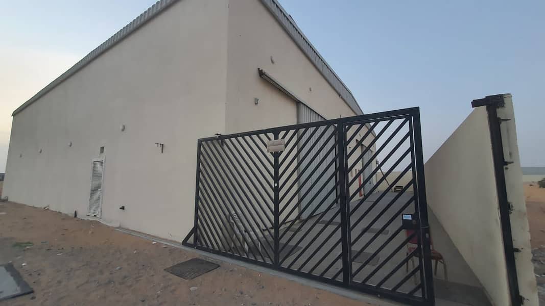 BEST OFFER NICE WAREHOUSE FOR RENT 7000/SQFT AND VERY GOOD LOCATION CLOSED TO DUBAI BORDER