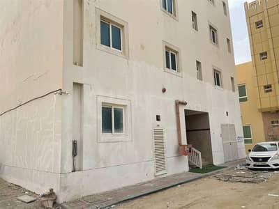 Bulk Unit for Sale in Muwailih Commercial, Sharjah - BUILDING FOR SALE IN VERY NICE LOCATION CLOSED TO SHARJAH UNIVERSITY WITH GOOD INCOME 2.9 MILLION AS