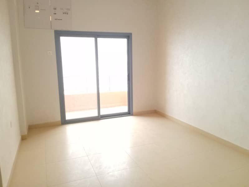 Квартира в Абу Шагара, 1 спальня, 17000 AED - 6271654