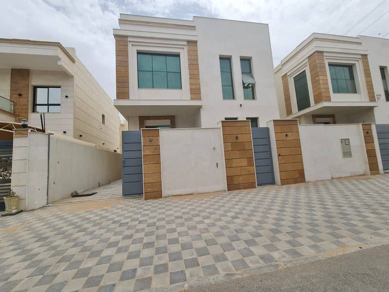 For urgent sale, one of the most luxurious villas in Ajman, with super deluxe design and finishing, with the possibility of bank financing, at a snaps