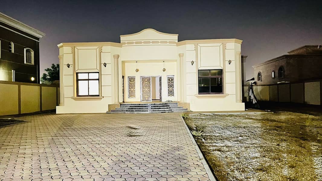 '' BEAUTIFUL GROUND FLOOR 3 BEDROOM VILLA IS AVAILABLE ON VERY GOOD LOCATION IN AL HAMDIYAH AJMAN ONLY IN 75K PER YEAR ''