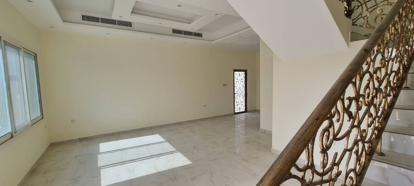 Spacious| Brand new 3 bedroom+maid villa for rent