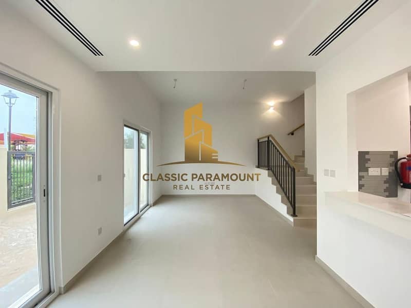 تاون هاوس في امارانتا،فيلانوفا،دبي لاند 4 غرف 2100000 درهم - 5942148