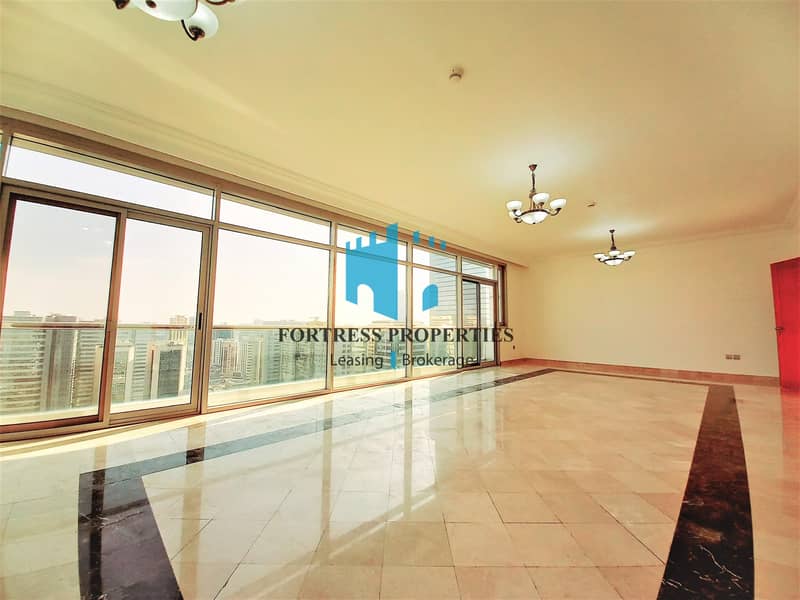 شقة في منطقة الكورنيش 3 غرف 125000 درهم - 5489165