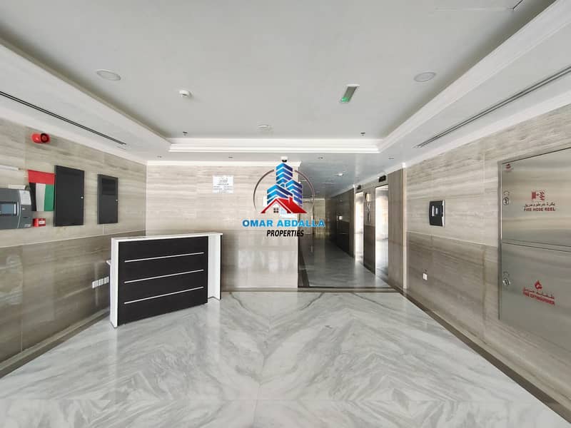 شقة في تجارية مويلح 2 غرف 35999 درهم 6274574