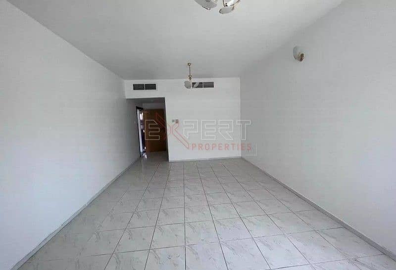 Vacant | Spacious | Bright | Multiple Cheques