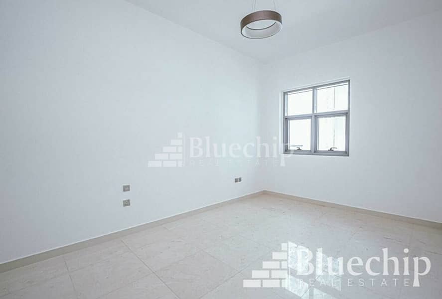Private Terrace|Good finishes | Near Bus Stop
