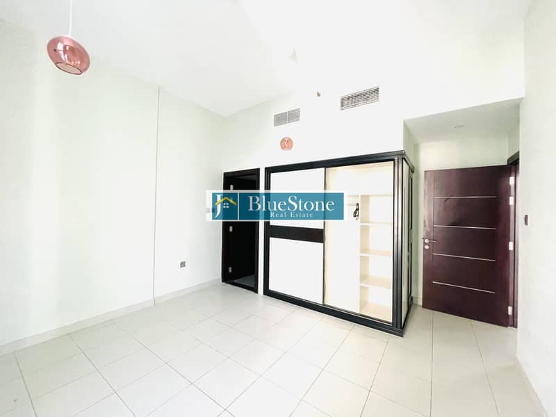 2 Bed | Equipped kitchen | Near School.