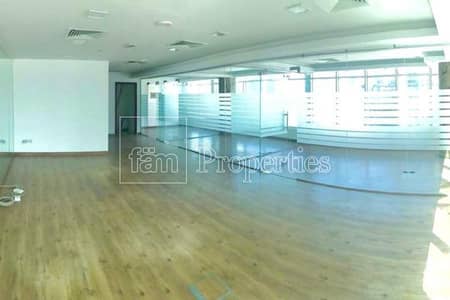 Office for Rent in Business Bay, Dubai - High-tech office unit with business centre