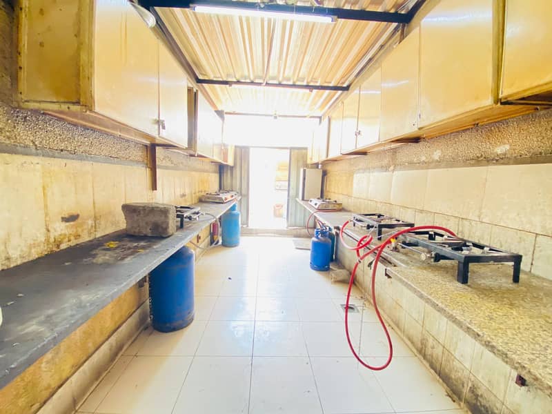 9 KITCHEN