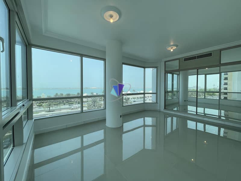 Amazing 4 Bed Rooms With Full Sea View & Car Parking
