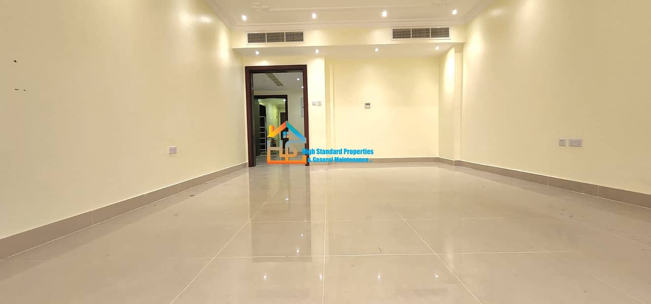 Квартира в Аль Манасир, 2 cпальни, 65000 AED - 6279601