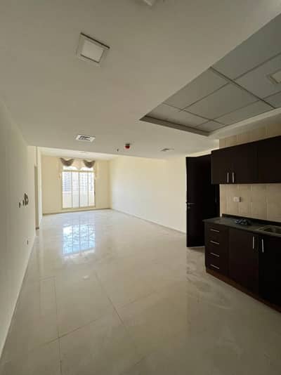 2 Bedroom Apartment for Rent in Dubai Sports City, Dubai - Huge Size | Gulf View | 2BHK