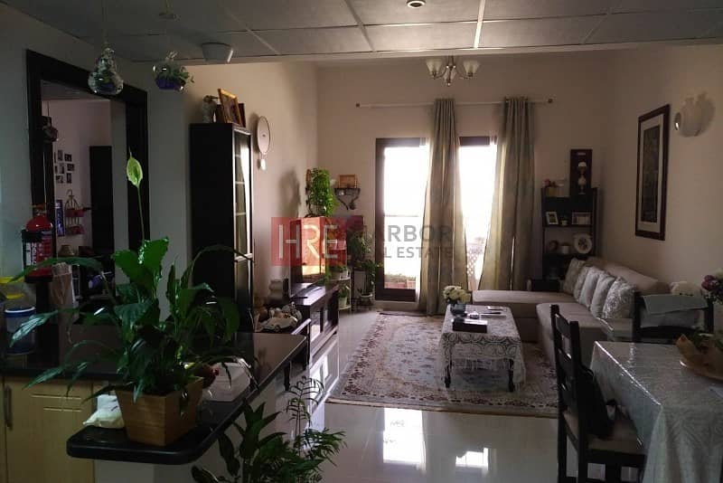 Fully Furnished 1BR with Full Canal view