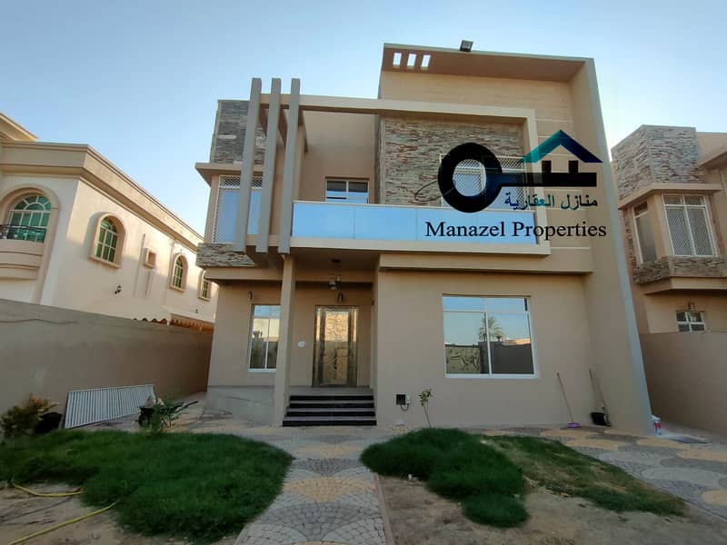 فيلا للايجار خلف مركز شرطة الحميدية ديزاين اوربي موقع ممتاز جدا