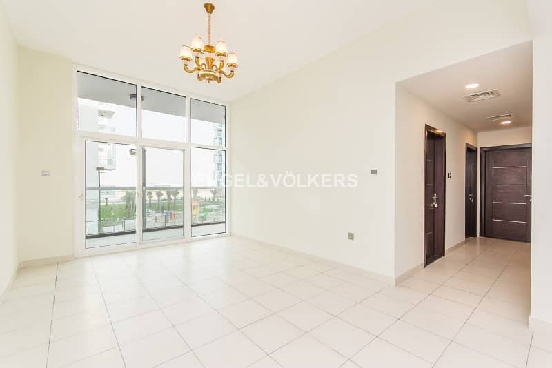 Best Priced | An End Unit | Large Balcony