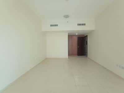 فلیٹ 3 غرف نوم للايجار في الممزر، دبي - شقة في الممزر 3 غرف 87999 درهم - 6213311