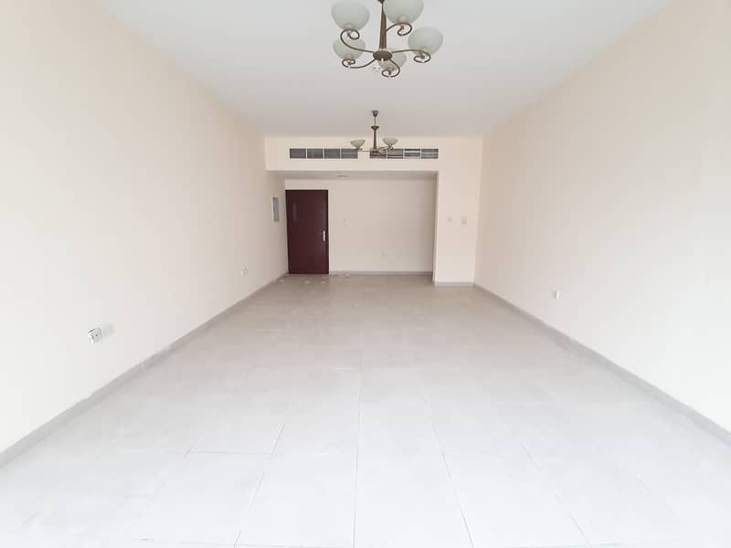 CHILLER FREE//1MONTH FREE//HUGE 3BHK ONLY 38K WITH 6CHQ+BIG HALL OPEN VIEW CLOSE TO KING FAISAL ROAD