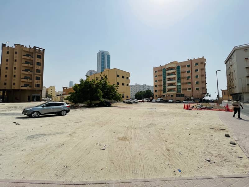 位于克里奇阿治曼公寓小区 的商业地块 5000000 AED - 6291043