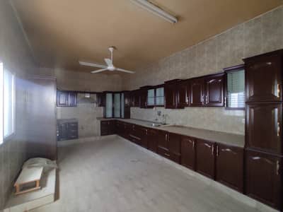 Spacious 4 BHK villa for rent just 74999