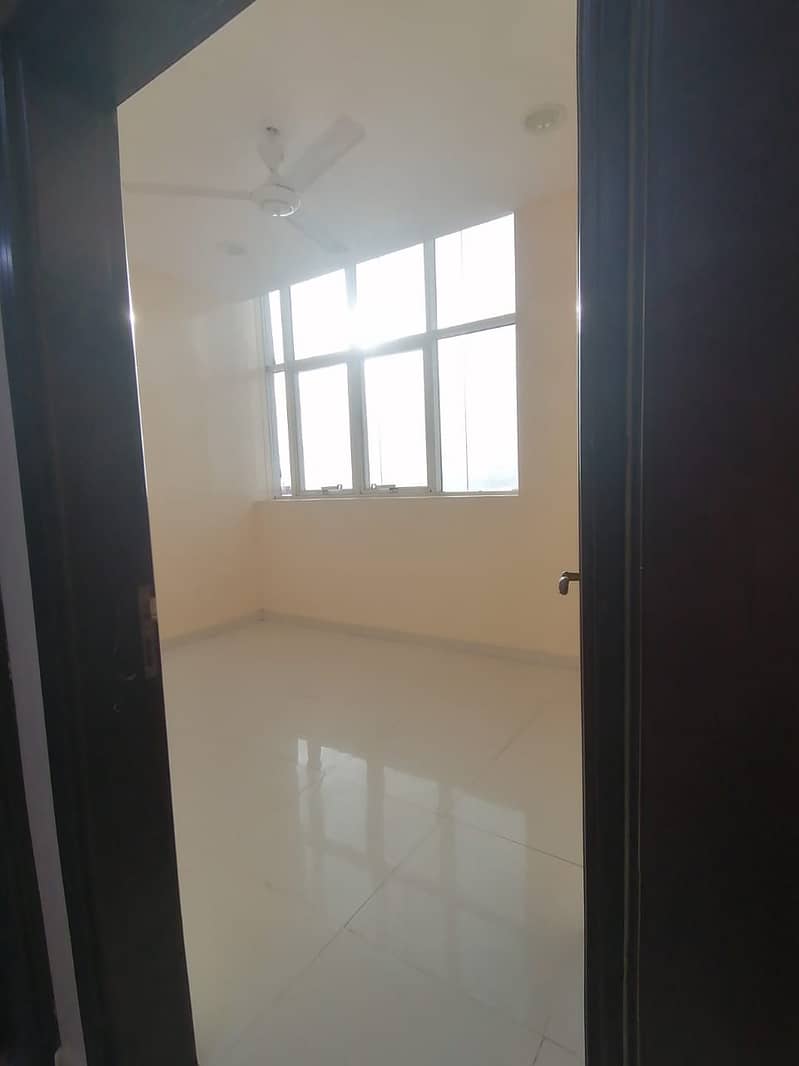 AMAZING 2BHK IS AVAILABE FOR RENT !!!