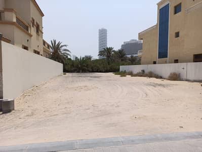 ارض سكنية  للبيع في قرية جميرا الدائرية، دبي - ارض سكنية في الضاحية 14 قرية جميرا الدائرية 1999999 درهم - 5709441