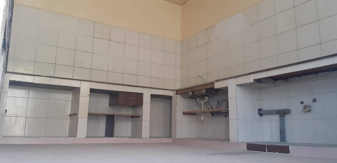 Labor accommodation in Industrial Area 11 in the Emirate of Sharjah for rent