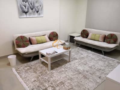Hot Deal | Vacant and Fully Furnished 1 Bedroom Apartment!
