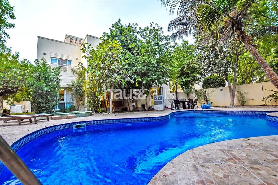Private Pool | Upgraded |Type 10 | 5 Bed