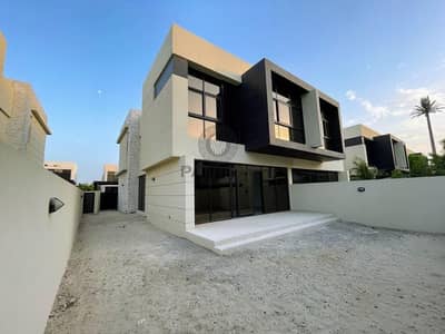 Brand New 4 Bedroom | THL | Back To Back | Vacant