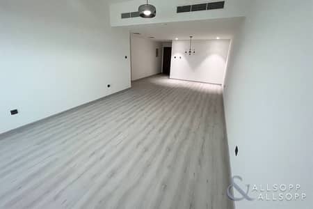 شقة 2 غرفة نوم للايجار في شارع الشيخ زايد، دبي - شقة في برج المنال شارع الشيخ زايد 2 غرف 115000 درهم - 6295778