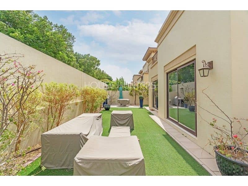 Single Row| 5 Bed | Landscaped Garden