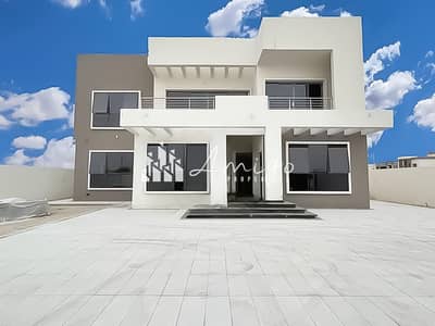 6 Bedroom Villa for Sale in Khalifa City A, Abu Dhabi - 6 Masters BR Villa + Maids | Balcony | Landscaped Garden