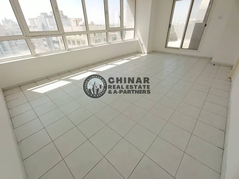 ❤️PENTHOUSE Spacious 2BHK with Built-in Cabinet| Central AC & Gas| 4 Payments❤️.