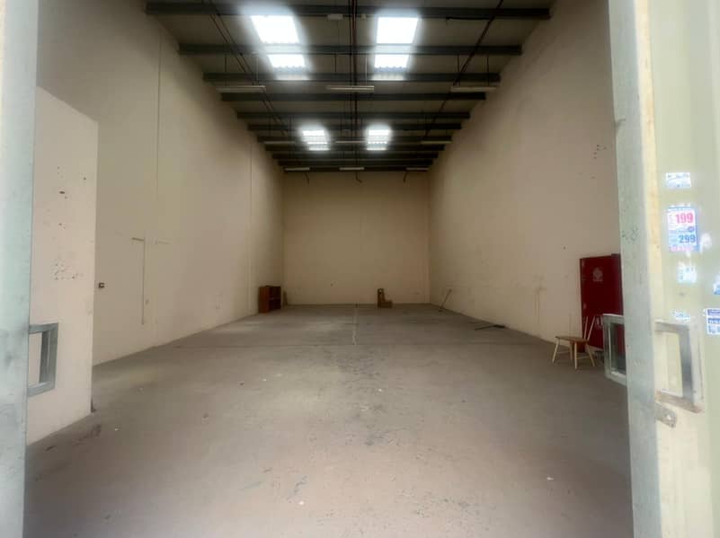 2000 SQFT warehouse is available for rent in Al Jurf near China Mall