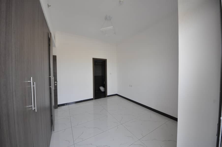 شقة في الحسين ريزيدنس،مدينة دبي الصناعية 1 غرفة 33000 درهم - 5687750