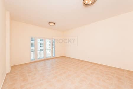 2 Bedroom Flat for Rent in International City, Dubai - Look! Beautiful 2 B/R in CBD!  Refurbished | International City