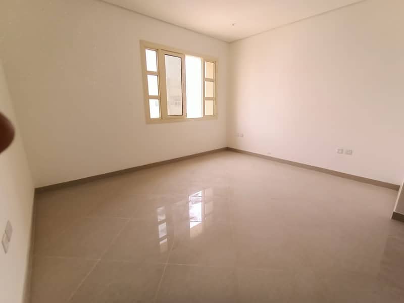 Brand new big offer 2 month free king size 1bhk apartment in muwailah