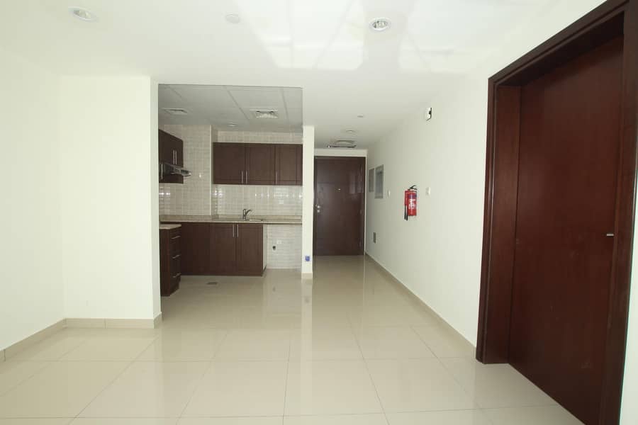شقة في مجمع دبي ريزيدنس 24000 درهم - 4475357