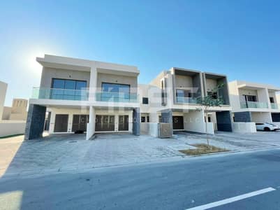 2 Bedroom Townhouse for Rent in Yas Island, Abu Dhabi - Extraordinary Townhouse | Pay in 2 Cheques