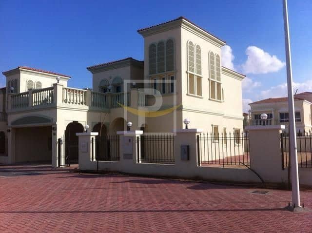 Hot Deal ! 2B/R Med Villa ! For Sale Only 2.9m | AZ