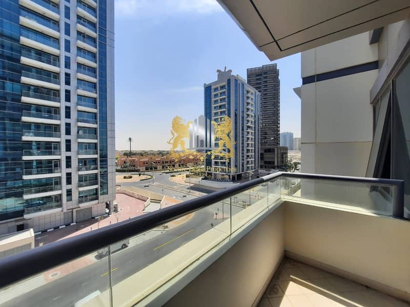 شقة في برج ويمبلدون مدينة دبي الرياضية 30000 درهم - 5737125