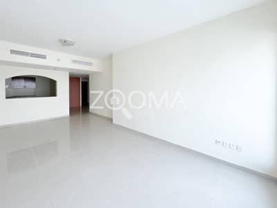 Spacious 1Bed | Bright Unit | Vacant