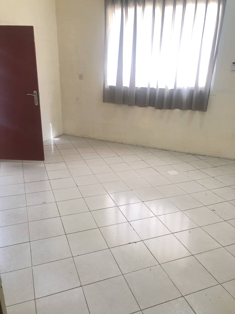 Spacious Studio Apartment  - Airport Road Near Canadian Medical Centre - Direct Owner