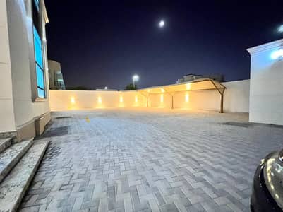 1 Bedroom Apartment for Rent in Khalifa City, Abu Dhabi - Brand New High End Finishing One Bedroom Hall Specious Separate Kitchen Proper Bathtub Washroom KCA