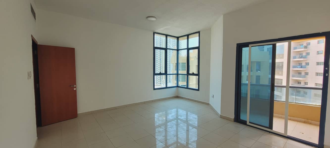 شقة في أبراج الخور،عجمان وسط المدينة 1 غرفة 200000 درهم - 6309907